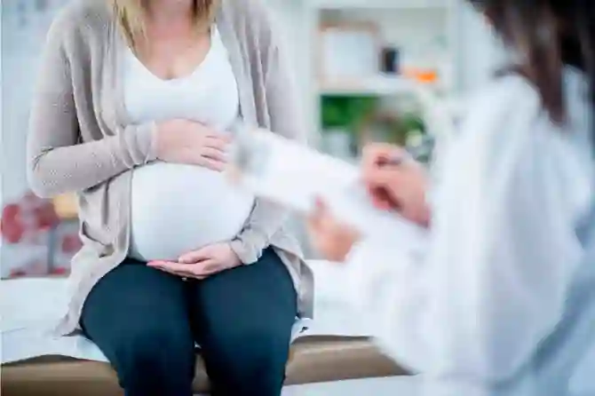 Запор во время беременности: SOS помощь будущим мамам