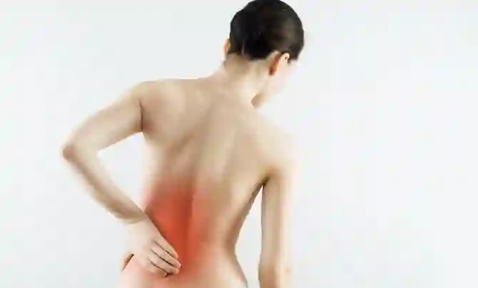 Боль в нижней части спины: 3 эффективных метода профилактики