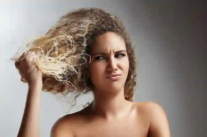 5 средств по уходу за сухими волосами